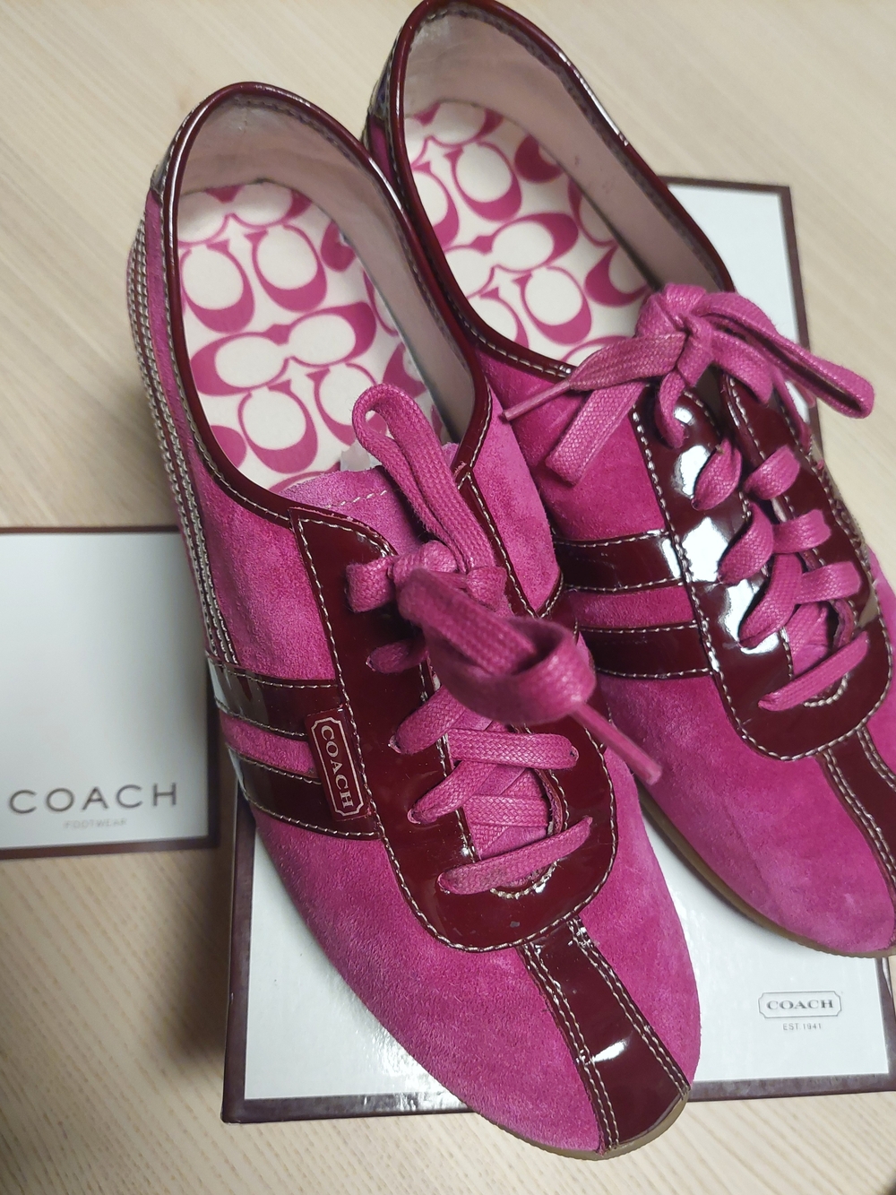 Rare Vintage COACH Ellie Fuchsia Wine Magenta Suede & Patent Lace-Up Sneakers 10
